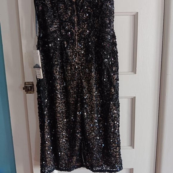 NWT Beautiful Scala size 6 black beaded dress - Picture 2 of 6
